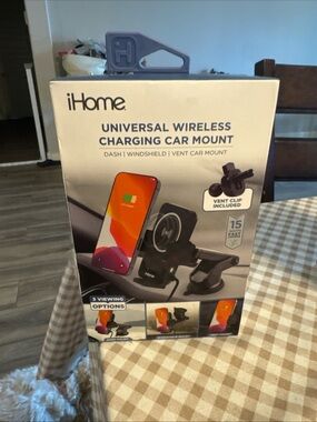 iHome Universal Wireless Charging Car Mount - Black